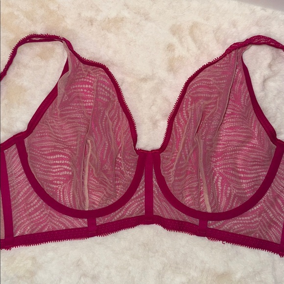 Victoria’s Secret Zebra Lace Unlined Plunge Bra Underwire Pink Women’s 32DDD 32F - Picture 7 of 12